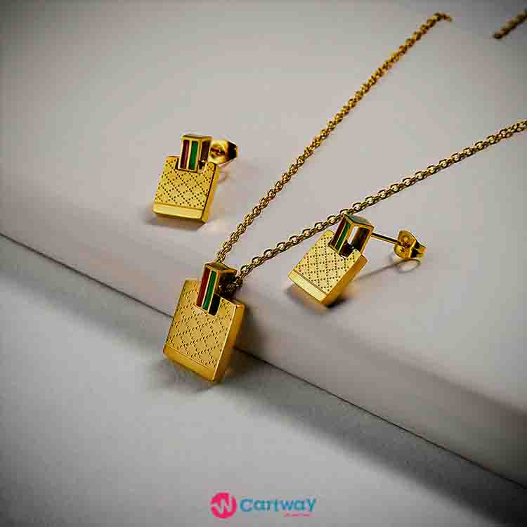 Cute rectangle chain and earning set